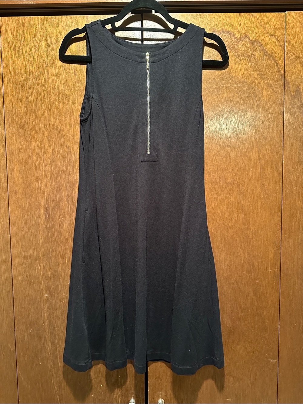 Tommy Bahama Sleeveless Drapey Ponte Black A-Line Dress